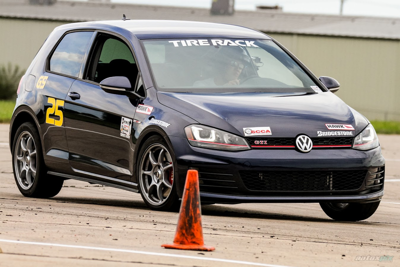 Pictured: Not my car, but close, and with my new-to-me wheels (Photo credit: “RacingManiac” from GolfMk7 forums)